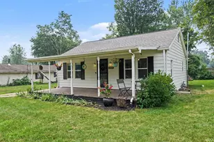 52275 Forestbrook Ave, South Bend, IN 46637 - Photo 2