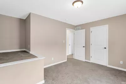 915 W Oak Street, South Bend, IN 46616 - Photo 22