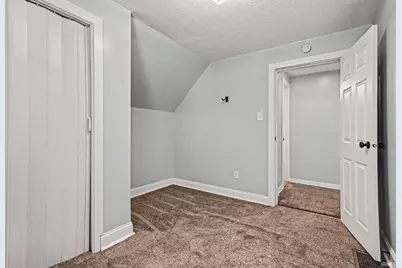 946 S 25th Street, South Bend, IN 46615 - Photo 16