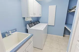 6629 Leeway Dr, South Bend, IN 46628 - Photo 18