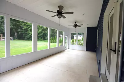 52427 Lynnewood Avenue, South Bend, IN 46628 - Photo 40