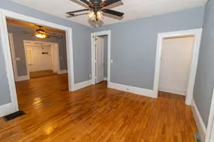 807 Emerson St, Goshen, IN 46526 - Photo 18