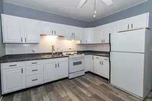 807 Emerson St, Goshen, IN 46526 - Photo 10
