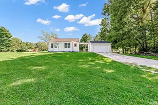 19600 Dice St, South Bend, IN 46614 - Photo 2