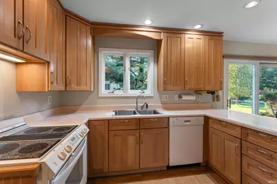 54361 Old Bedford Trail, Mishawaka, IN 46545 - Photo 12