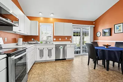 709 Villa Court, South Bend, IN 46614 - Photo 10