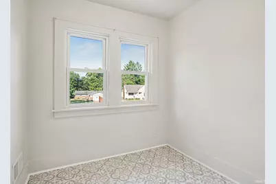 1744 Kessler Boulevard, South Bend, IN 46616 - Photo 22