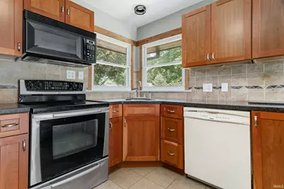 19637 Paxson Drive, South Bend, IN 46637 - Photo 4