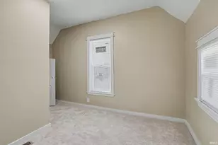 227 E 9th St, Mishawaka, IN 46544 - Photo 22