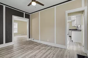 227 E 9th St, Mishawaka, IN 46544 - Photo 16