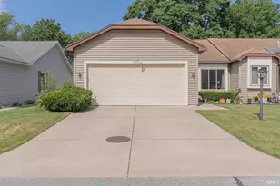 1707 Lowell Wood St, Mishawaka, IN 46545 - Photo 2