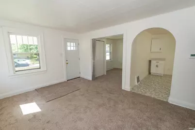 310 E Edgar Avenue, Mishawaka, IN 46545 - Photo 2