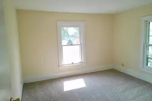 1325 S 32nd St, South Bend, IN 46615 - Photo 12