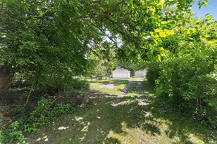 928 Oakland St, South Bend, IN 46615 - Photo 26