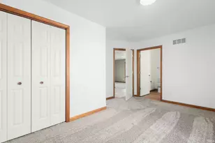 1563 E Edgar East Ave, Mishawaka, IN 46545 - Photo 12