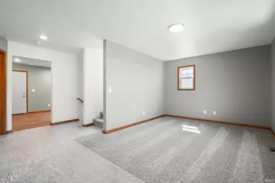 1563 E Edgar East Avenue, Mishawaka, IN 46545 - Photo 4