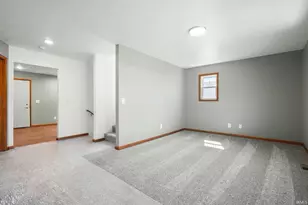 1563 E Edgar East Ave, Mishawaka, IN 46545 - Photo 4