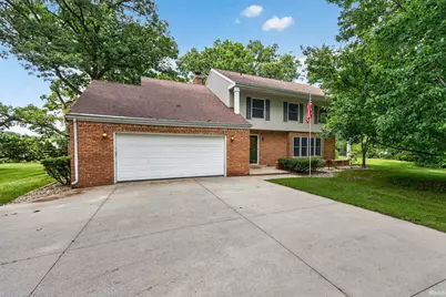 56039 Rio Lindo Drive, Elkhart, IN 46514 - Photo 2