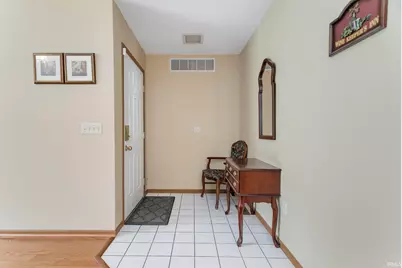 3855 Sandpiper Cove Run, South Bend, IN 46628 - Photo 4