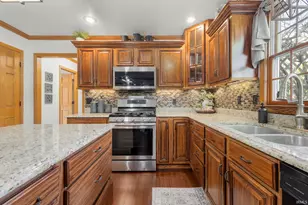 4264 N 700 E Rd, Rolling Prairie, IN 46371 - Photo 2
