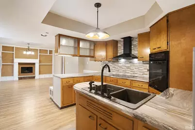 619 W 13th Street, Mishawaka, IN 46544 - Photo 18