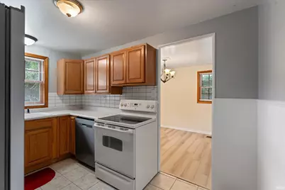 2740 Southeast Drive, South Bend, IN 46614 - Photo 14