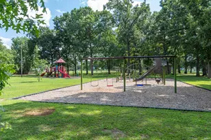 1233 Wilber St, South Bend, IN 46628 - Photo 28