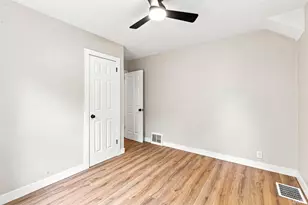 1216 Longfellow Ave, South Bend, IN 46615 - Photo 14