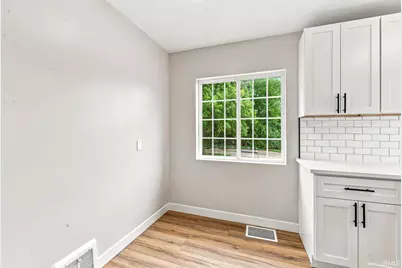 1216 Longfellow Avenue, South Bend, IN 46615 - Photo 6