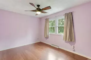 21964 Kimberly Dr, Goshen, IN 46526 - Photo 12