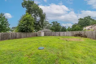 133 E Willow Dr, South Bend, IN 46637 - Photo 36
