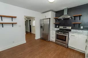 133 E Willow Dr, South Bend, IN 46637 - Photo 12