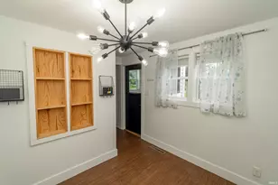 133 E Willow Dr, South Bend, IN 46637 - Photo 8