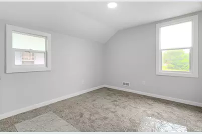 1046 Lawndale Avenue, South Bend, IN 46628 - Photo 28