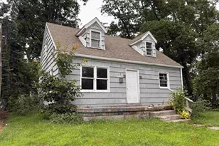 1333 Johnson St, South Bend, IN 46628 - Photo 2