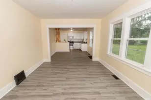 814 Sancome Ave, South Bend, IN 46628 - Photo 6