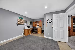 102 Livingston Bay Ct, Mishawaka, IN 46544 - Photo 32