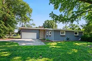 52846 Swanson Dr, South Bend, IN 46635 - Photo 2