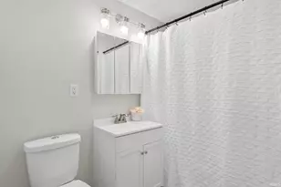 18135 Heatherfield Dr, South Bend, IN 46637 - Photo 14