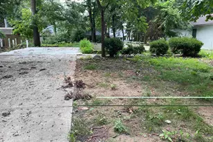 1711 Kohlhaas Ave, Elkhart, IN 46514 - Photo 1