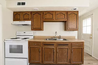 2505 Northview Drive, South Bend, IN 46628 - Photo 8