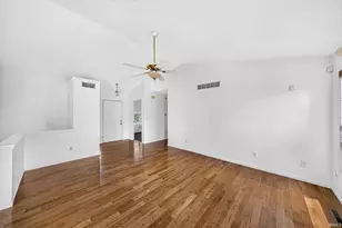 10374 Sunview Dr, Osceola, IN 46561 - Photo 10
