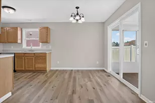 1814 Rambling Rose Ln, Mishawaka, IN 46544 - Photo 6