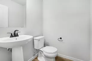 2950 Locust Rd, South Bend, IN 46614 - Photo 8