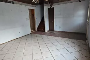 56033 Wynnewood Dr, Osceola, IN 46561 - Photo 10