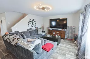 10500 Roszalka Ct, Granger, IN 46530 - Photo 18