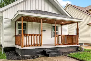 2422 Kenwood Ave, South Bend, IN 46628 - Photo 2