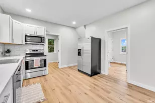 2422 Kenwood Ave, South Bend, IN 46628 - Photo 8