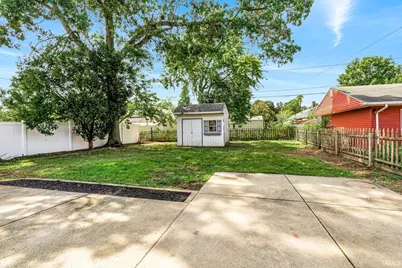 107 S Coquillard Drive, South Bend, IN 46617 - Photo 32