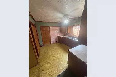 1626 Johnson Street, South Bend, IN 46628 - Photo 6